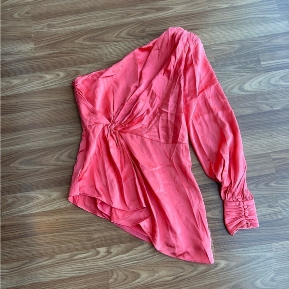 NWT Cing a Sept Stace One-Shoulder Silk Top in Neon Coral - Picture 2 of 16